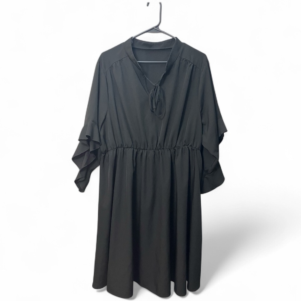 SHEIN Black 2X Midi Dress with bell sleeves.